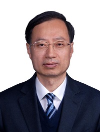 潘一山